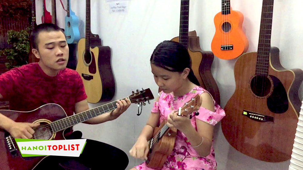 lop-day-dan-ukulele-cecilia