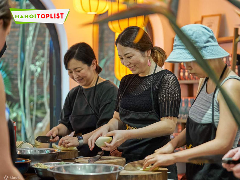 hanoi-cooking-centre-hanoitoplist