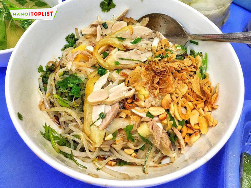 pho-ga-nguyet-hanoitoplist