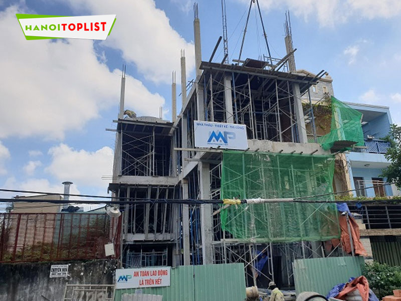 doi-ngu-nhan-vien-hung-hau-nang-cao-trai-nghiem-hanoitoplist