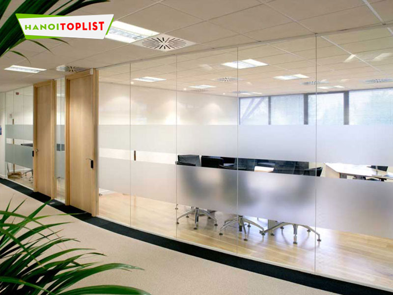 viet-phong-dia-chi-cung-cap-cua-kinh-cuong-luc-chinh-hang-gia-tot-hanoitoplist