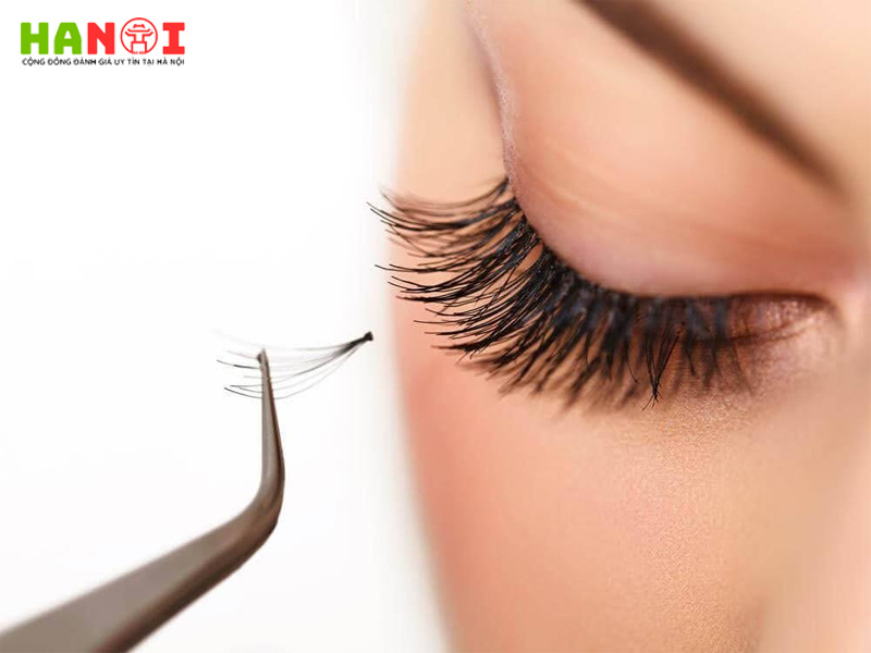 cac-dich-vu-noi-bat-cua-shiny-hair-spa-hanoitoplist-1