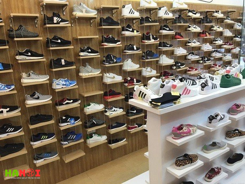 tyhi-sneaker-tu-hao-mang-den-bo-suu-tap-giay-da-dang